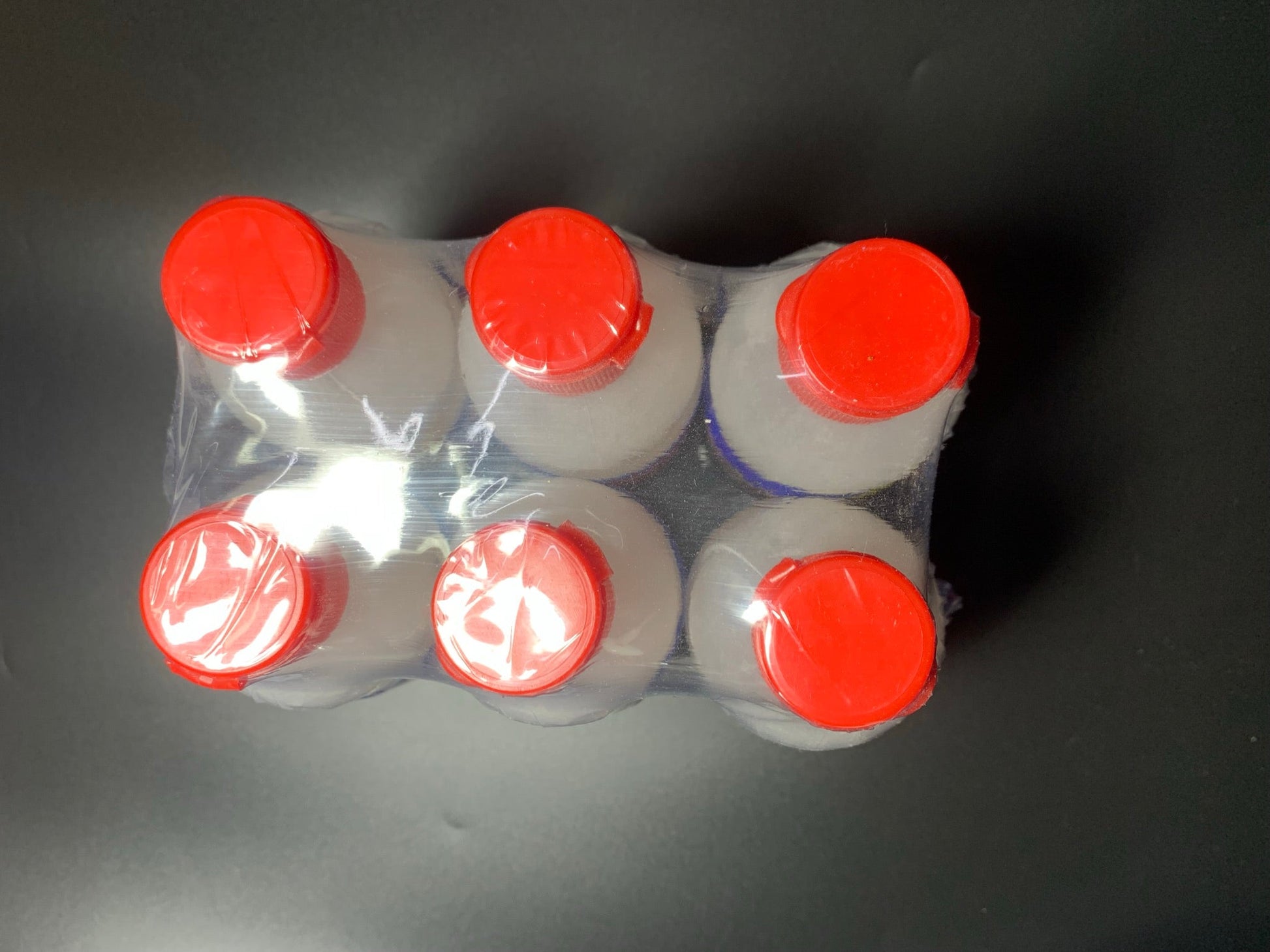 พริกไทยป่นขวด 1 แพ็ค 6 ขวด ขวดพลาสติก ตราพานทอง Pepper powder 1 pack 6 pcs plastic. - Niyomherb
